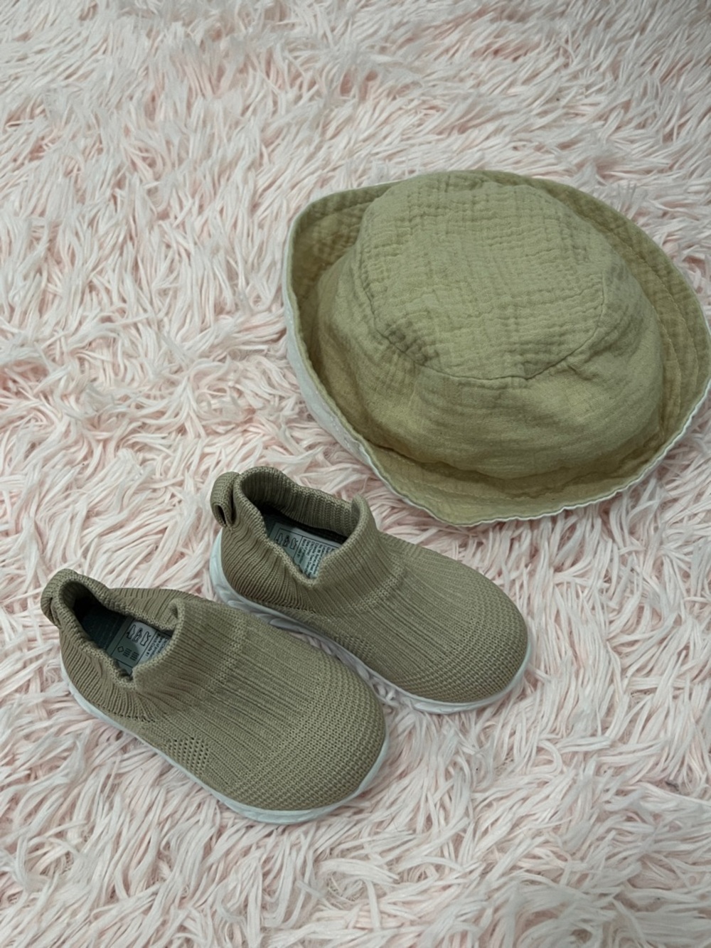 Kids Slip-On Knit Sneakers in Beige